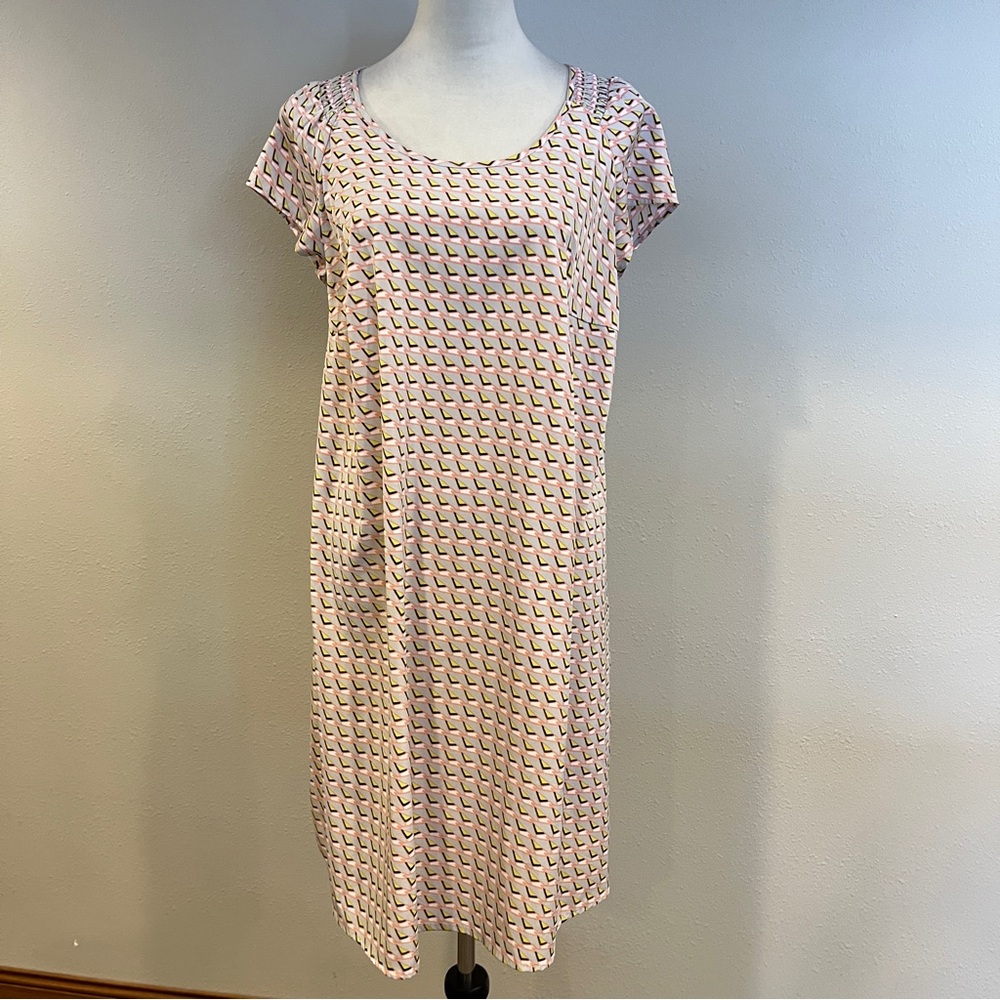 Liz Lange Geometric print Short Sleeve maternity mini dress size medium